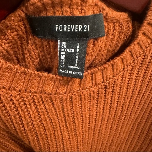 ❗️DEAL❗️3 Sweater’s all size s - Picture 4 of 10